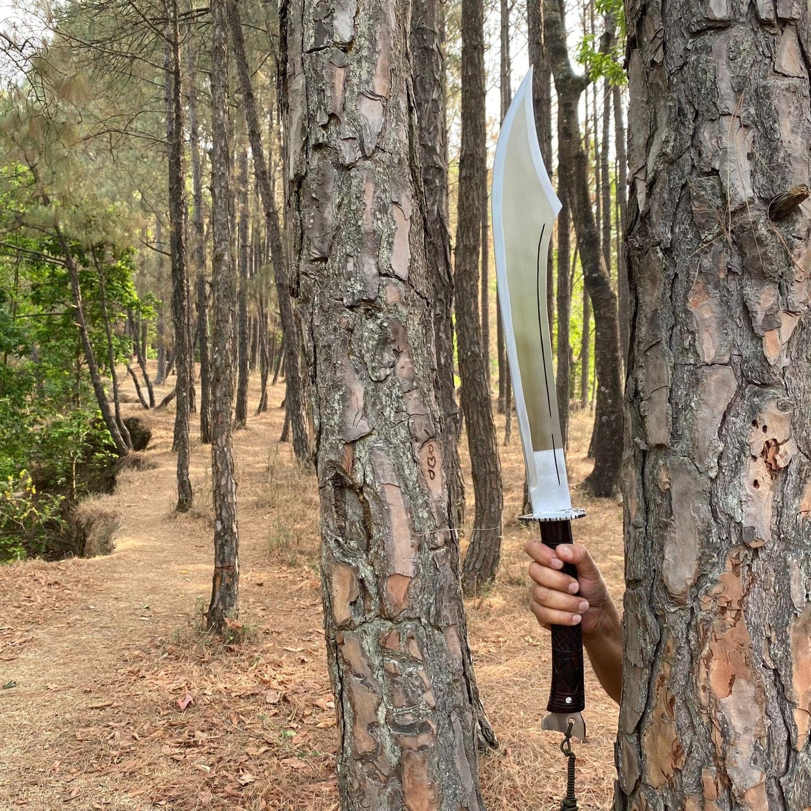 19.5 Inch Hand forged Machete, Survival Tool, Truck Leaf Spring, Full Tang Knife, Balance water tempered, Sharpen, Ready to Use Kukri Knife - FWOSI