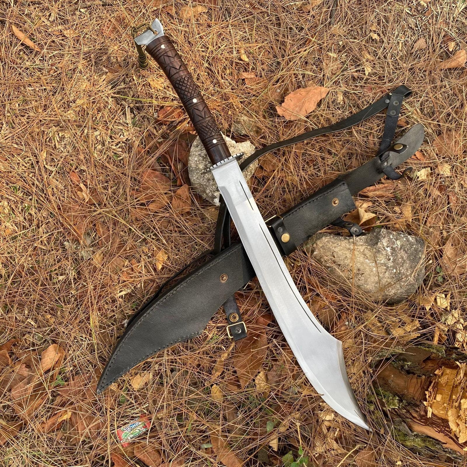 19.5 Inch Hand forged Machete, Survival Tool, Truck Leaf Spring, Full Tang Knife, Balance water tempered, Sharpen, Ready to Use Kukri Knife - FWOSI