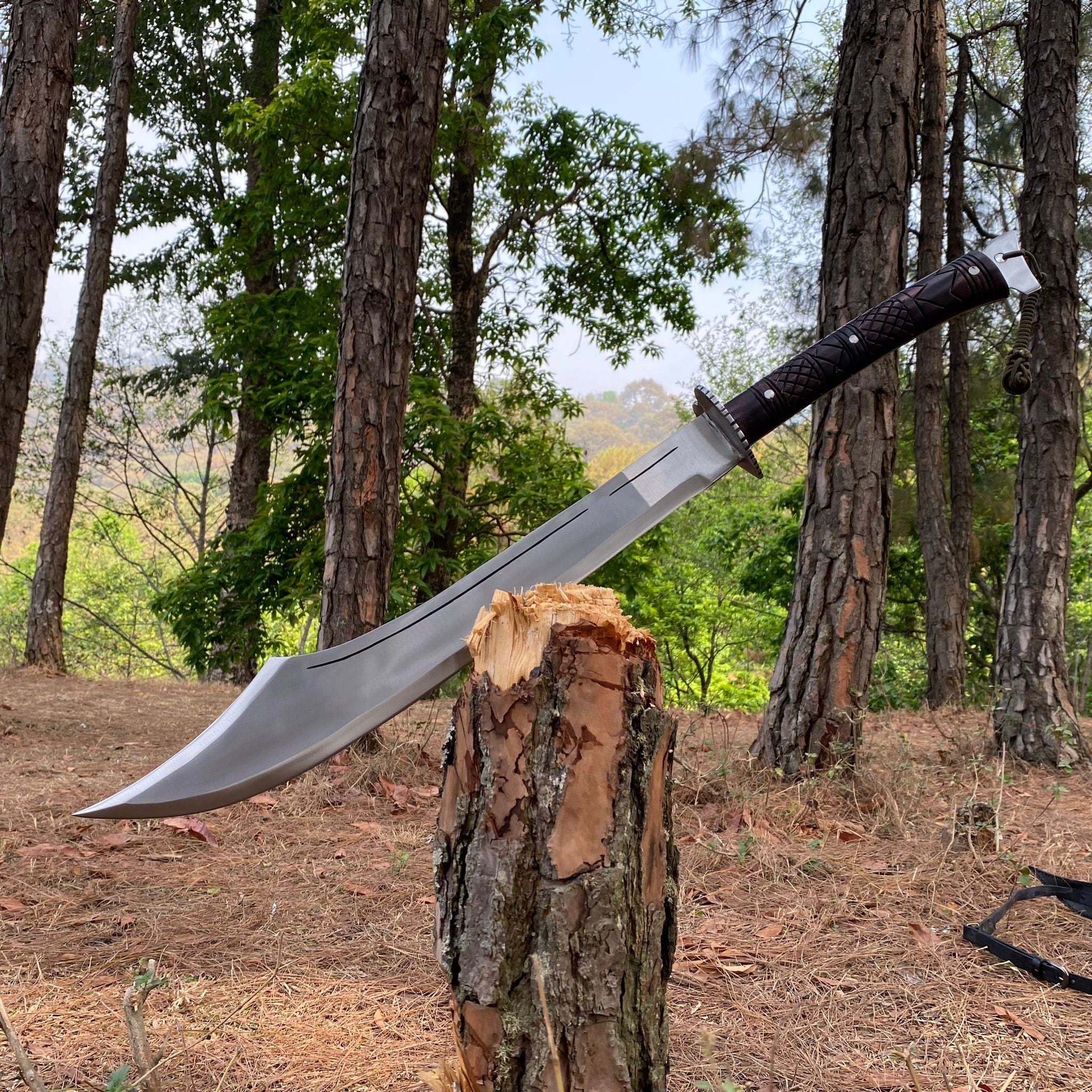 19.5 Inch Hand forged Machete, Survival Tool, Truck Leaf Spring, Full Tang Knife, Balance water tempered, Sharpen, Ready to Use Kukri Knife - FWOSI