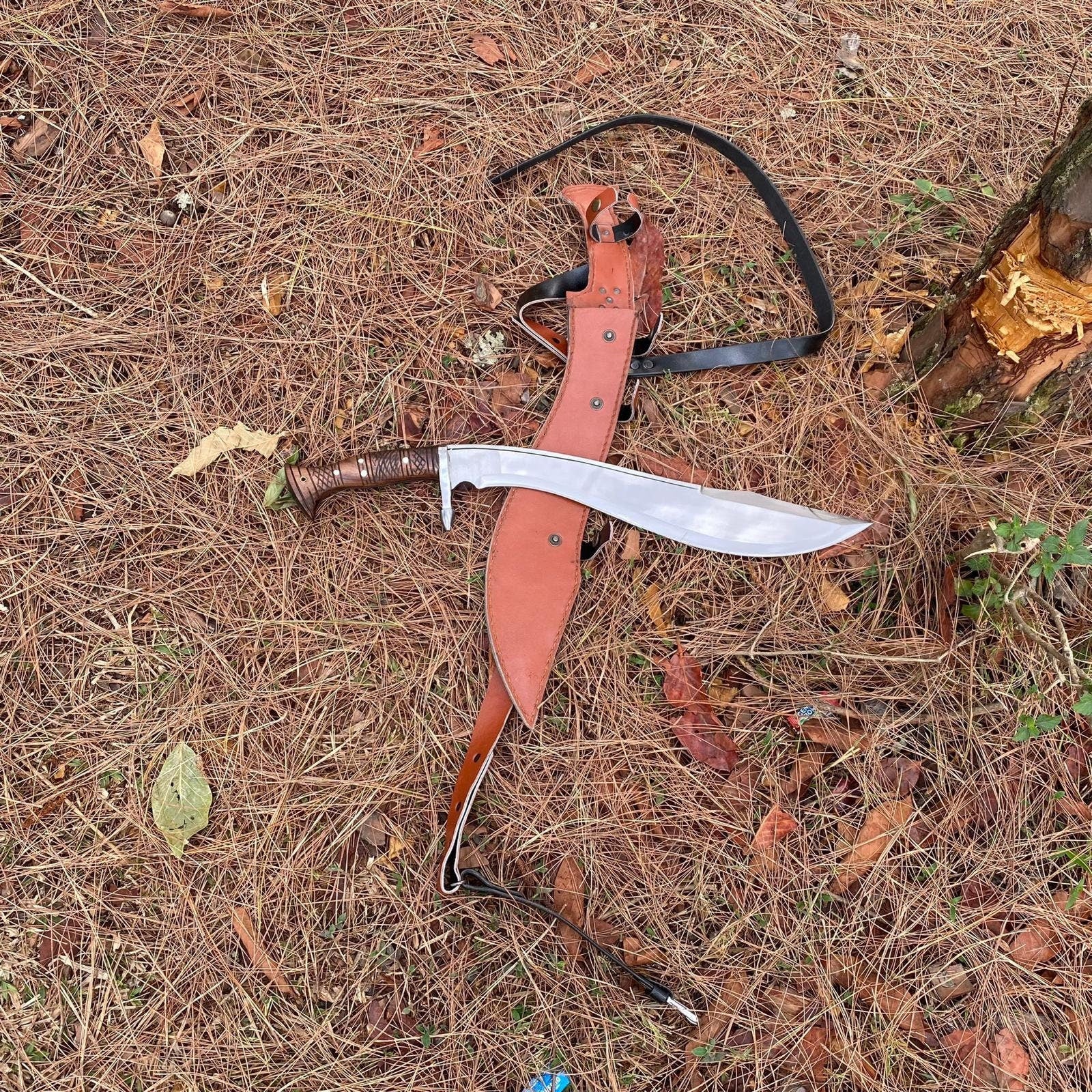 18 Inch Hand forged Machete, Full Tang Knife, Balance water tempered, Sharpen, Survival Tool, Truck Leaf Spring, Ready to Use Kukri Knife - FWOSI
