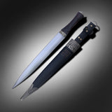 The Highlander's Dagger: A Blade of Clan and Valor