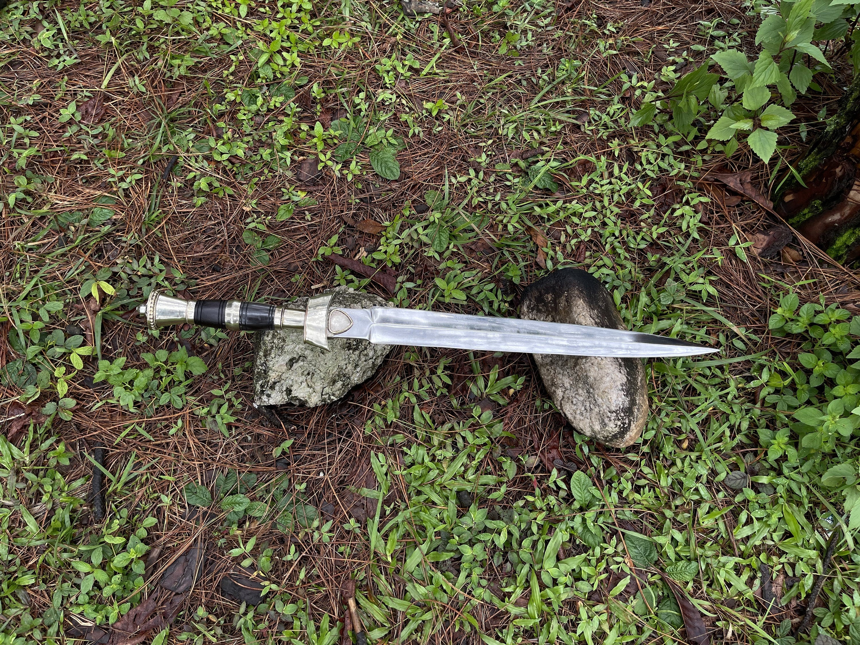 18‑Inch Hand‑Forged Viking Gladius Sword | Decorative Heritage Collectible - FWOSI