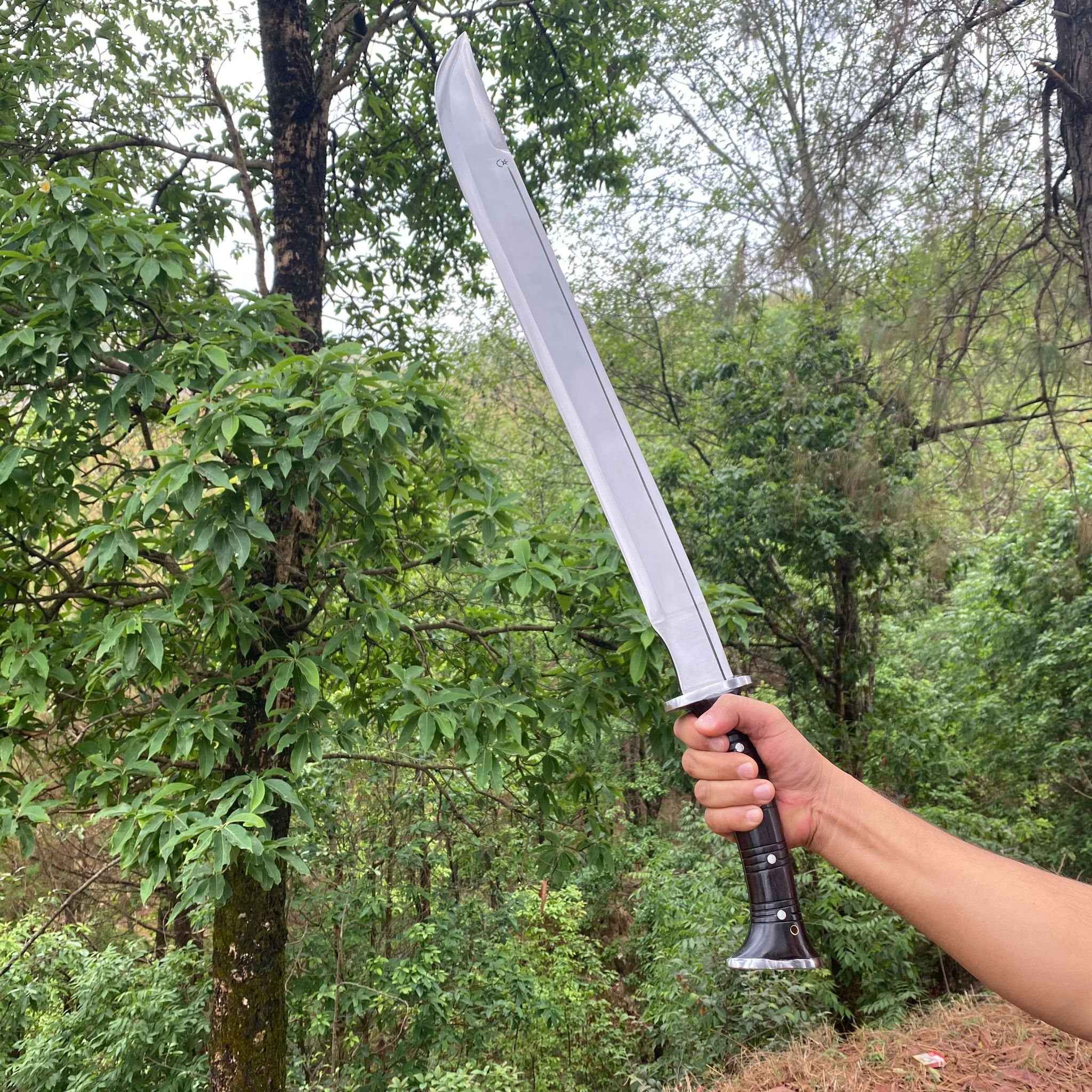 20 Inch Hand Forged Machete Knife - Full Tang Traditional Kukri for Home Decor and Outdoor Use - FWOSI